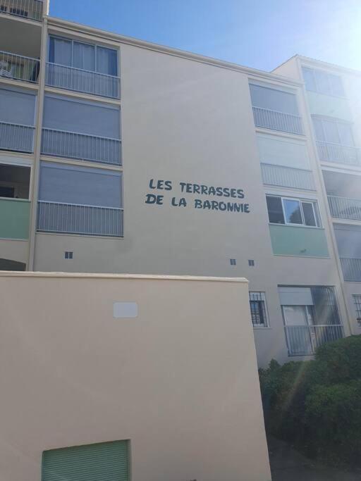 Les Terrasses De La Baronnie Appartement Climatise Avec 1 Chambre Et Piscine Ouverte Du 28 Mai 2025 Au 28 Septembre 2025 Le Grau-du-Roi Exteriör bild